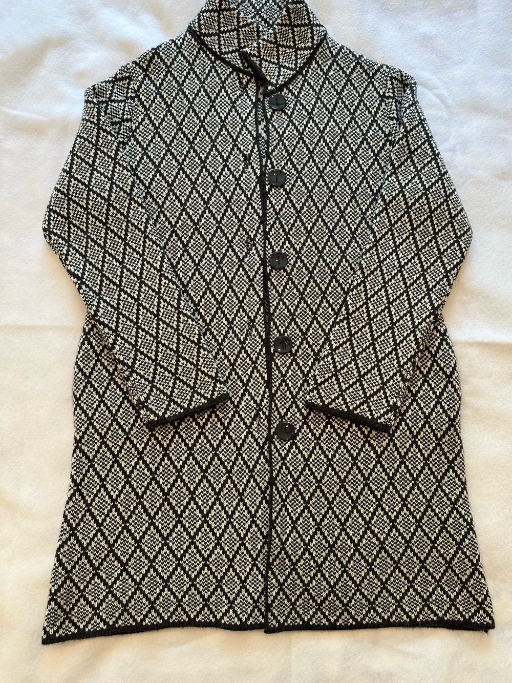 Diamond Pattern Black & White Long Button Cardigan